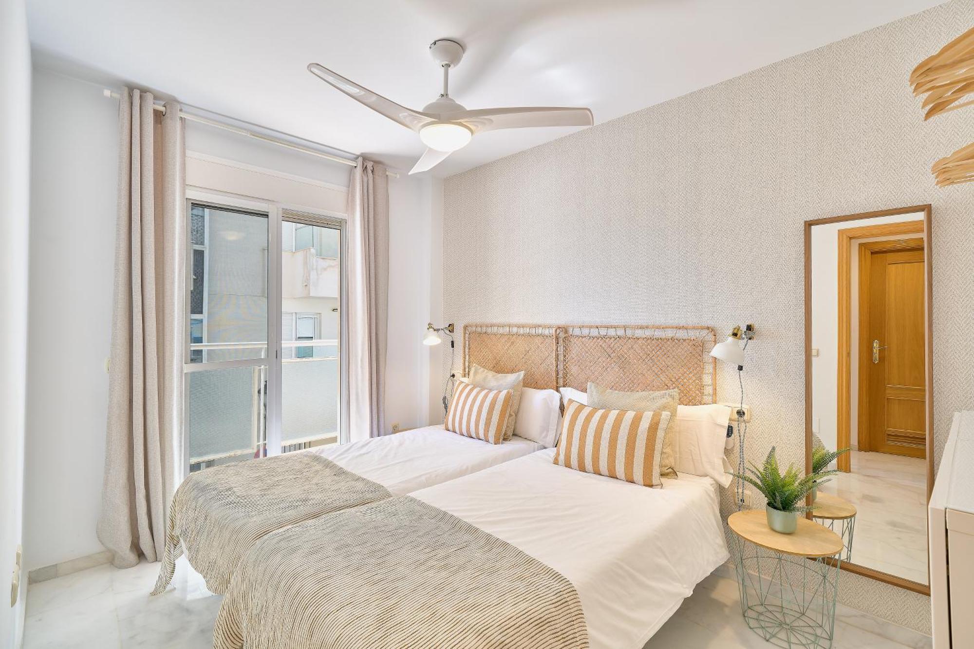 Fuengirola Beach Apartment By Stay Belonio Экстерьер фото