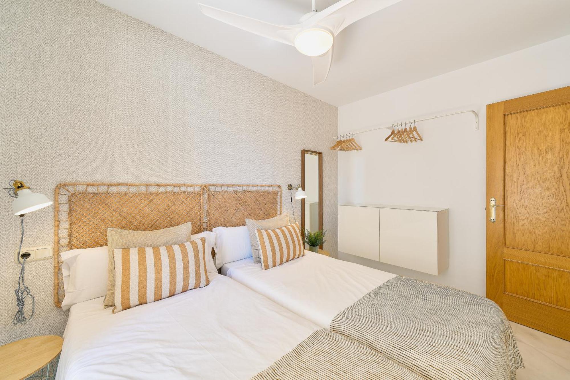 Fuengirola Beach Apartment By Stay Belonio Экстерьер фото