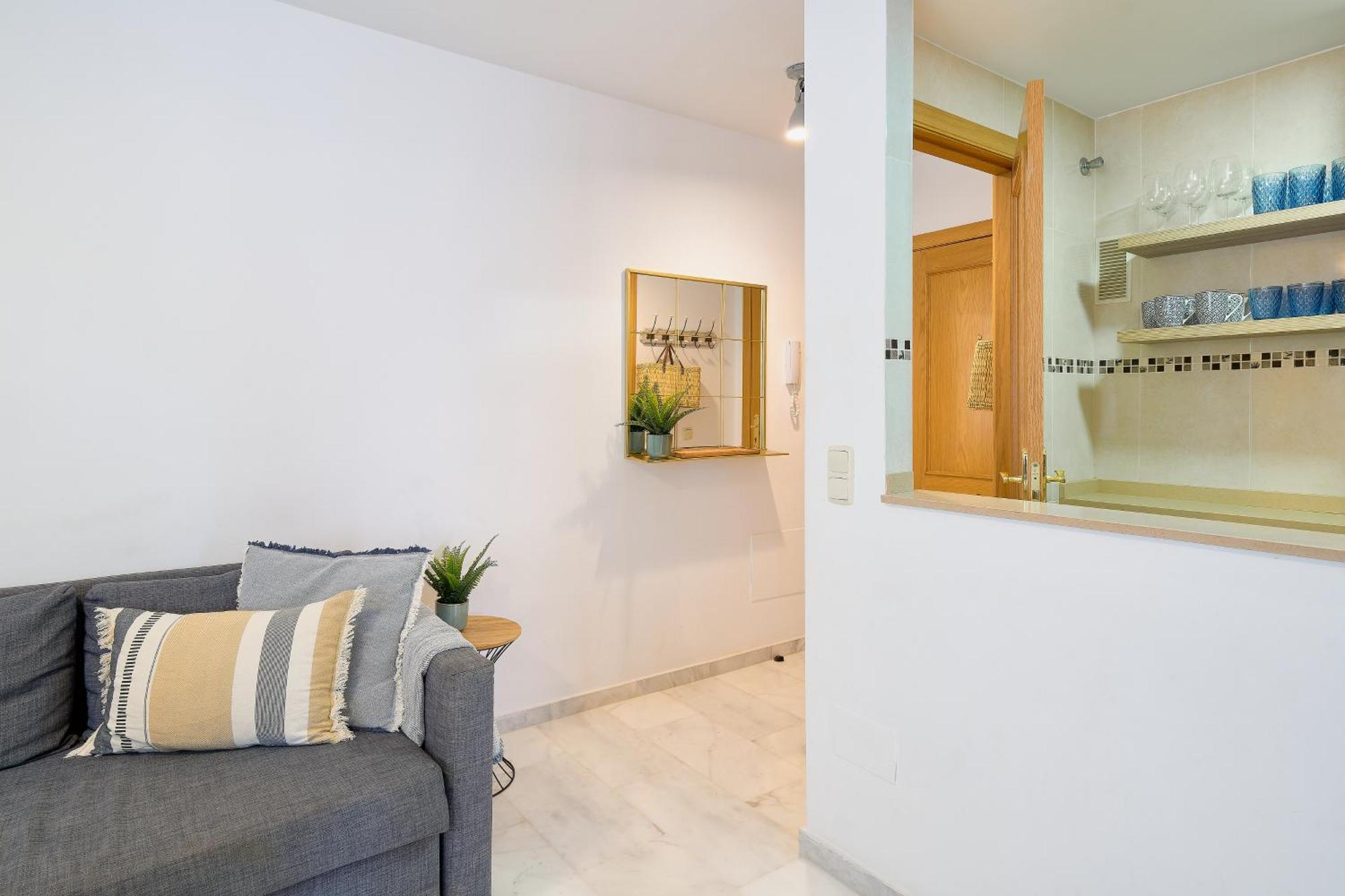 Fuengirola Beach Apartment By Stay Belonio Экстерьер фото