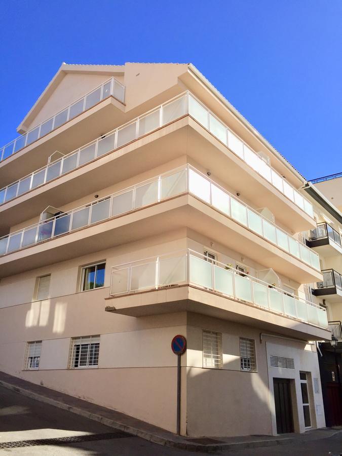 Fuengirola Beach Apartment By Stay Belonio Экстерьер фото